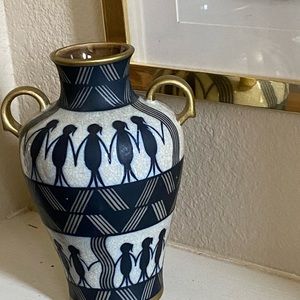 Blue and white vase